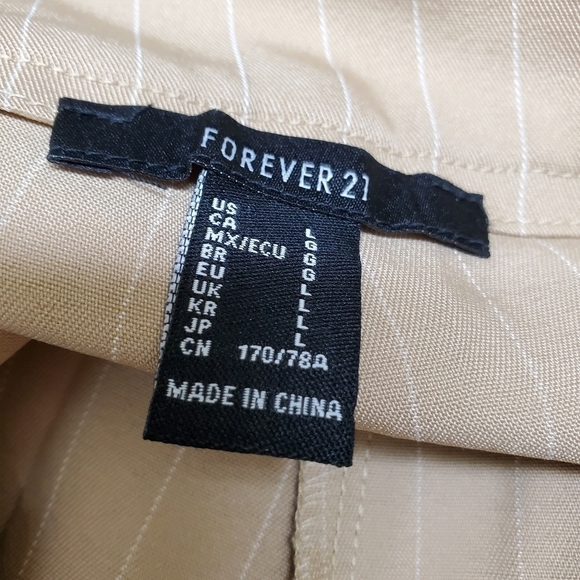 NWOT Forever21 Pin Striped Pants L - Picture 7 of 7